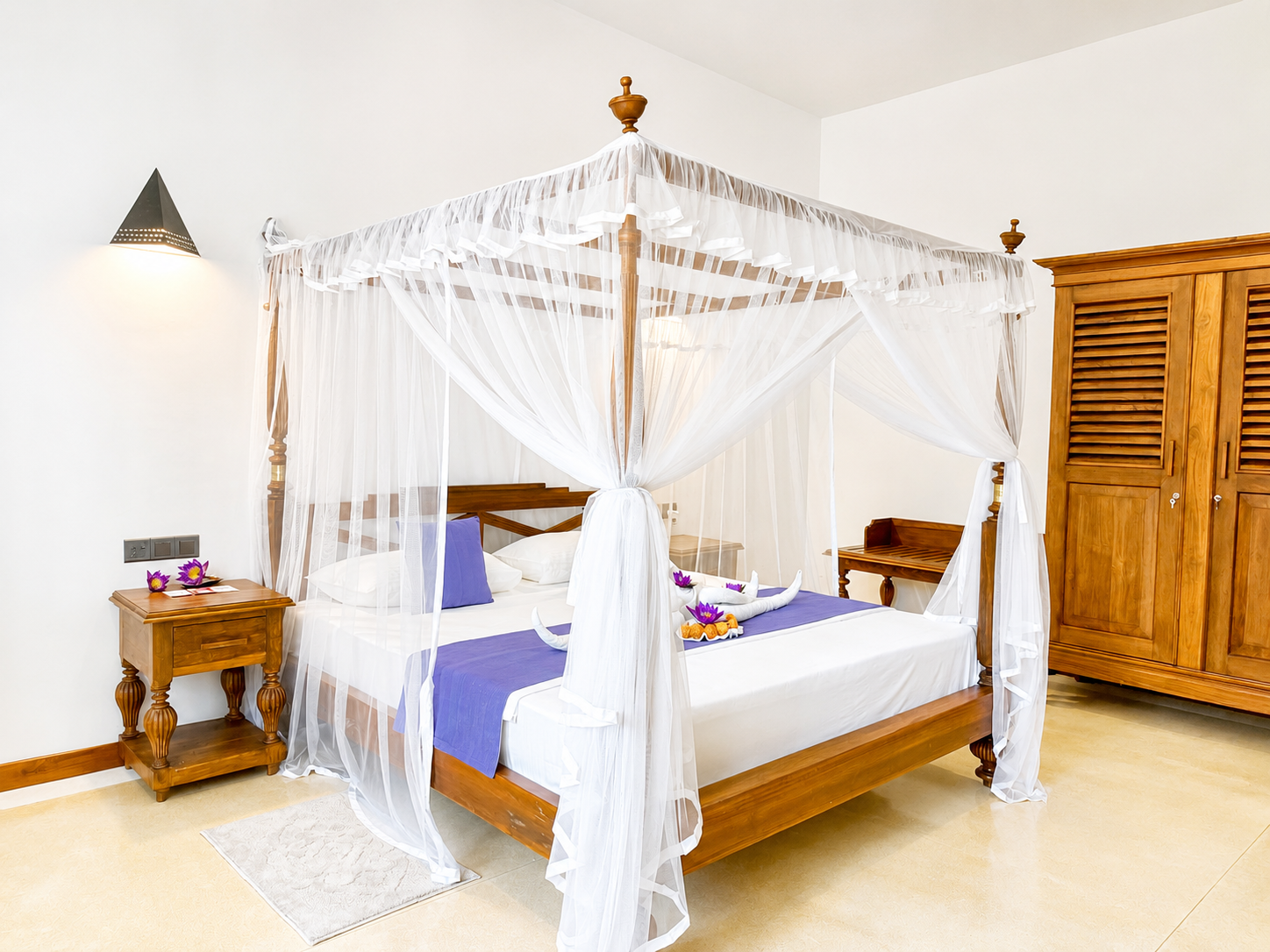 Deluxe Double Rooms image 2